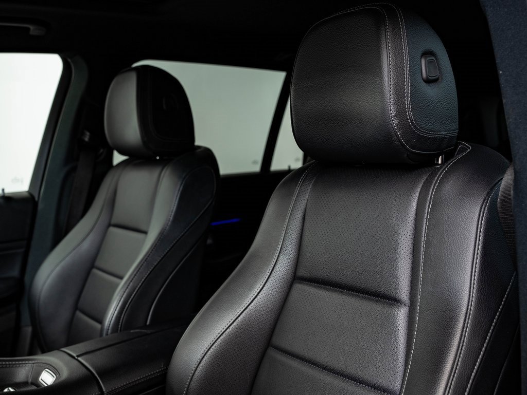 Used 2020 Mercedes-Benz GLS 450 4MATIC image 28