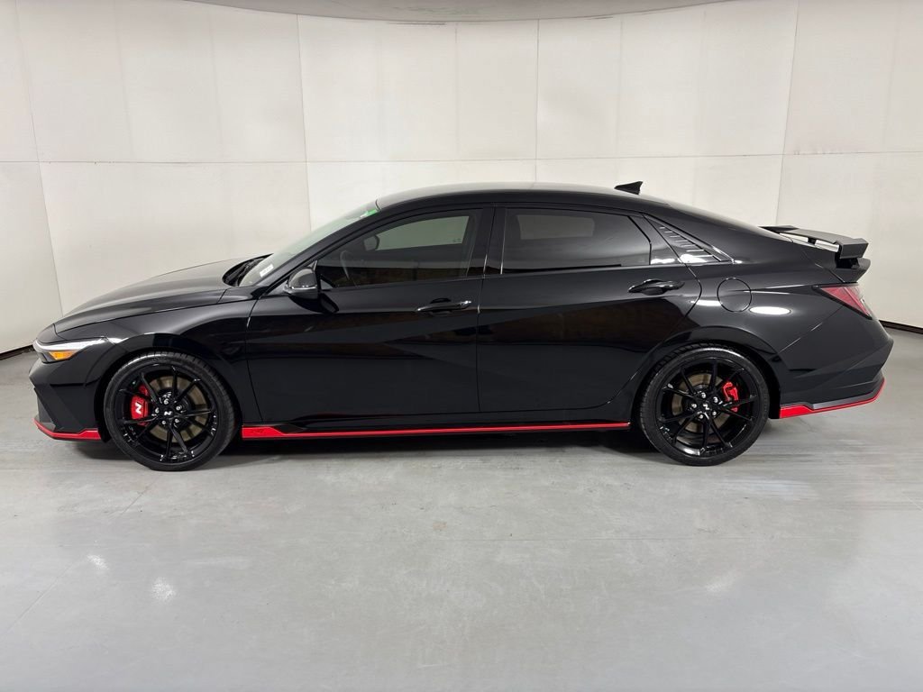Used 2025 Hyundai Elantra N FWD image 5