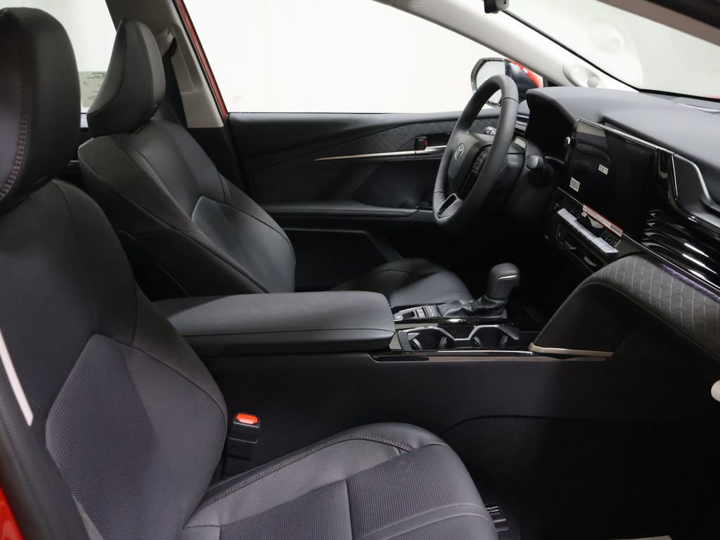 New 2026 Toyota Camry XLE image 18