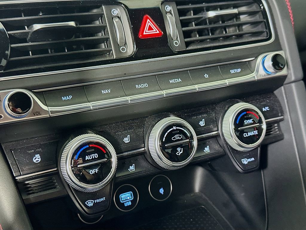 Used 2023 Genesis G70 3.3T w/ Sport Prestige Package image 27