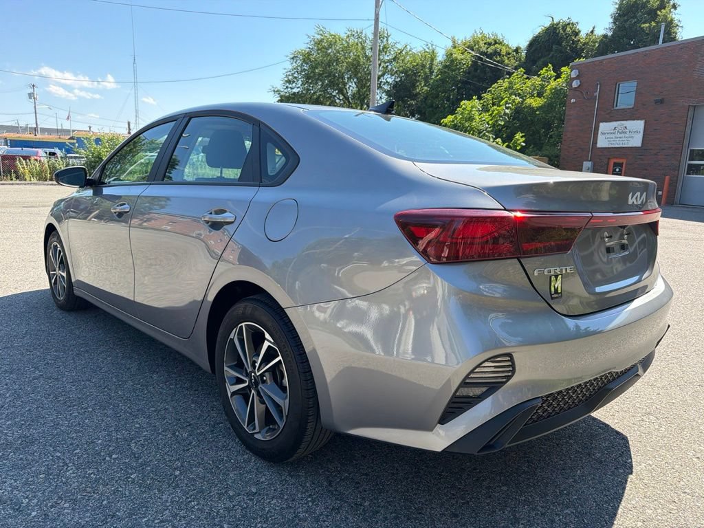 Certified 2023 Kia Forte LXS FWD image 4