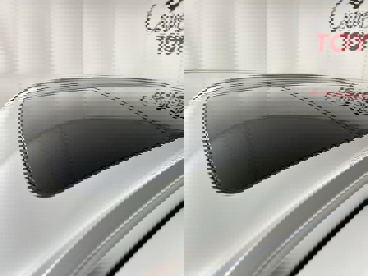 Used 2024 BMW X5 sDrive40i w/ Executive Package image 11