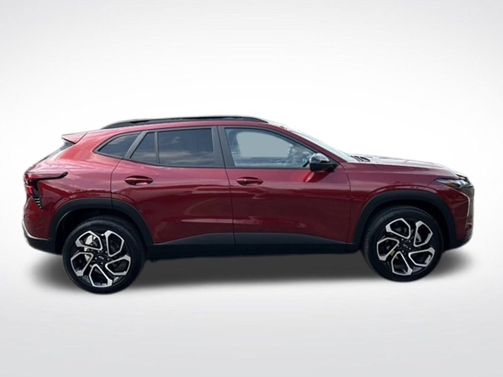 Used 2024 Chevrolet Trax RS FWD image 7