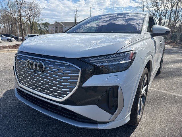Used 2024 Audi Q4 e-tron Prestige