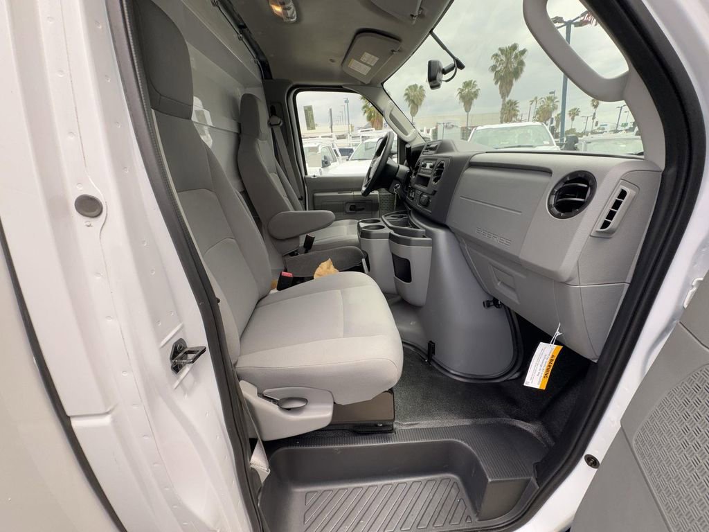 New 2025 Ford E-350 and Econoline 350 Super Duty w/ Power Equipment Group image 26