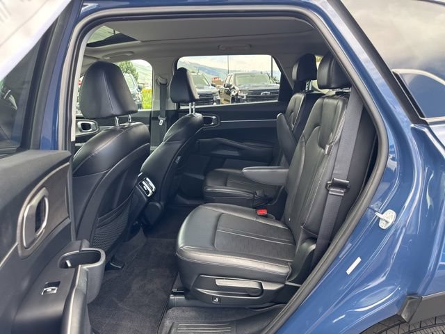 Used 2025 Kia Sorento X-Line EX AWD/4WD image 17