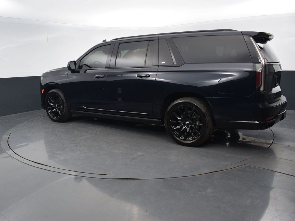 Certified 2023 Cadillac Escalade ESV Sport Platinum w/ LPO, ONYX Package image 3