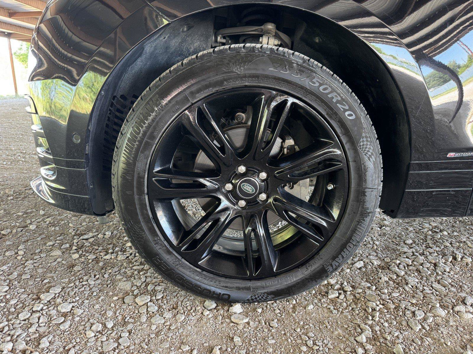 Used 2019 Land Rover Range Rover Velar R-Dynamic SE AWD/4WD image 49