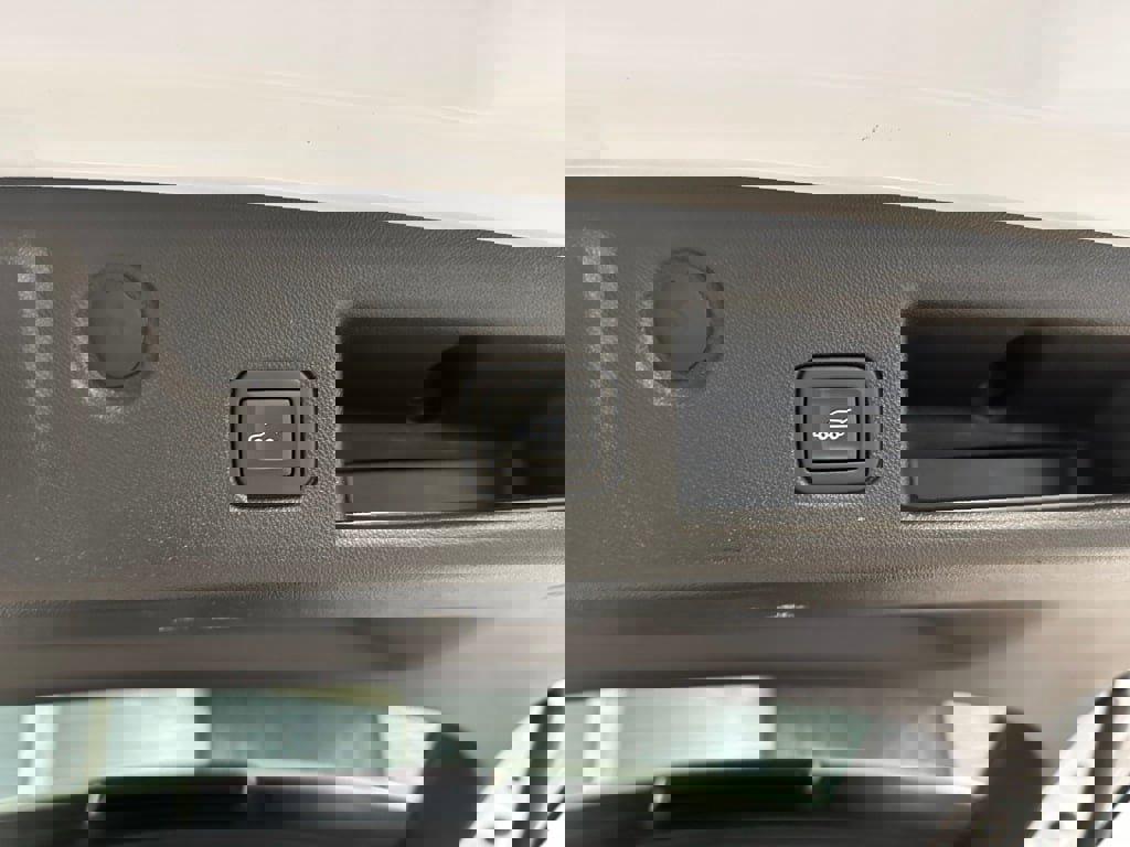 Certified 2024 Chevrolet Equinox LT image 25