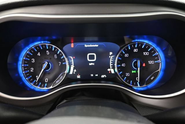 New 2027 Chrysler Pacifica Limited FWD image 33