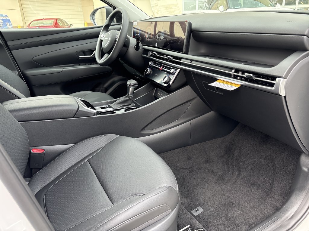 New 2026 Hyundai Tucson SEL Plus FWD image 19