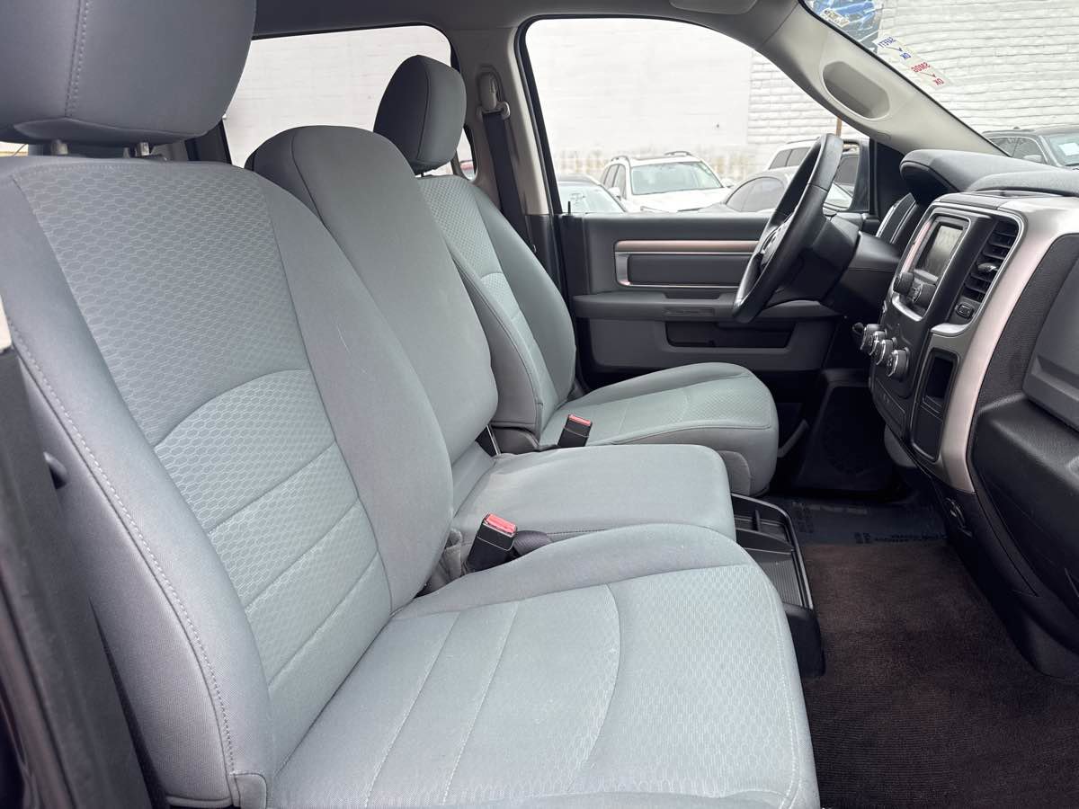 Used 2017 RAM 1500 Classic SLT image 14