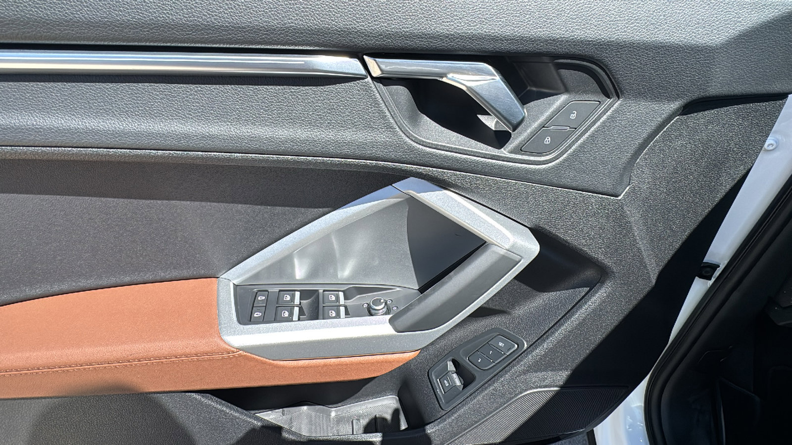 Used 2025 Audi Q3 2.0T Premium Plus w/ Premium Plus Package image 13