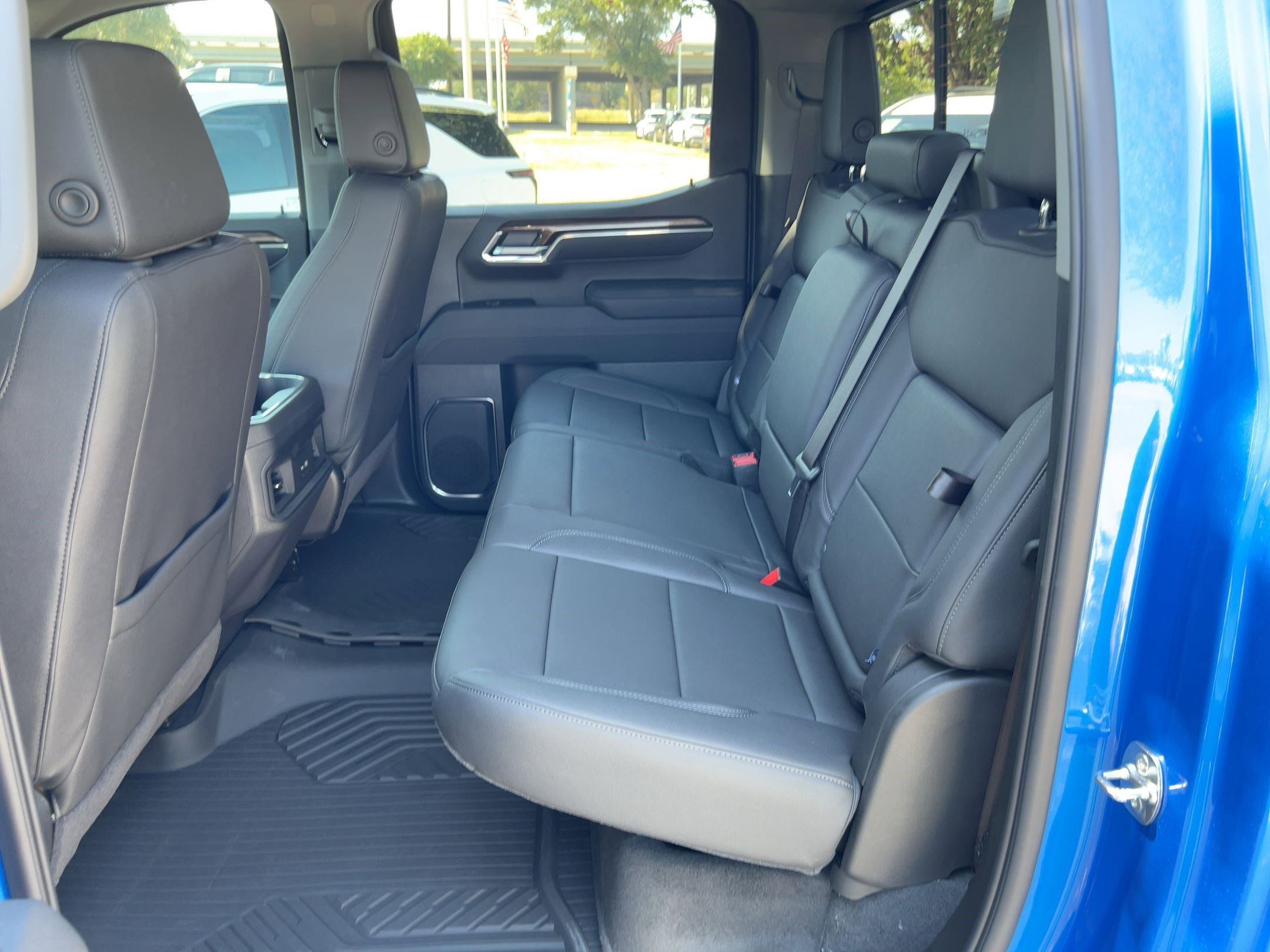 New 2026 Chevrolet Silverado 1500 LT Trail Boss w/ LT Trail Boss Premium Package image 15