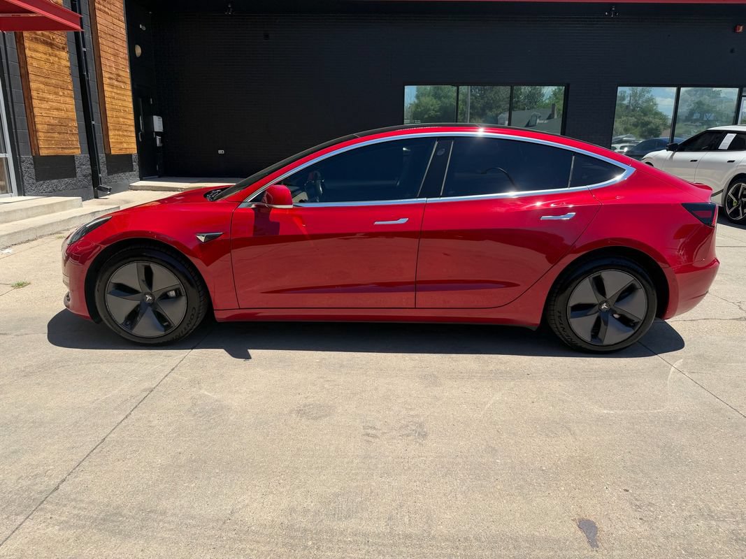 Used 2018 Tesla Model 3 Long Range RWD image 12