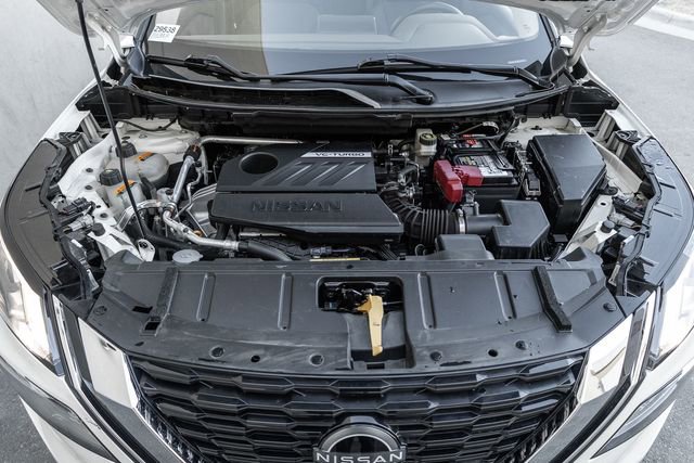 Used 2023 Nissan Rogue SV FWD image 15