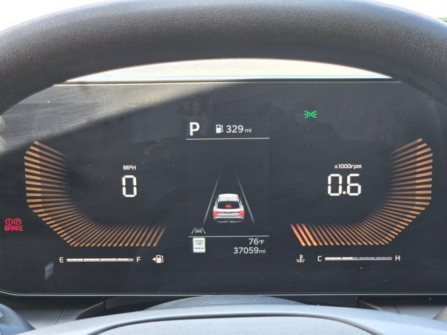 Used 2025 Kia K4 LXS image 16