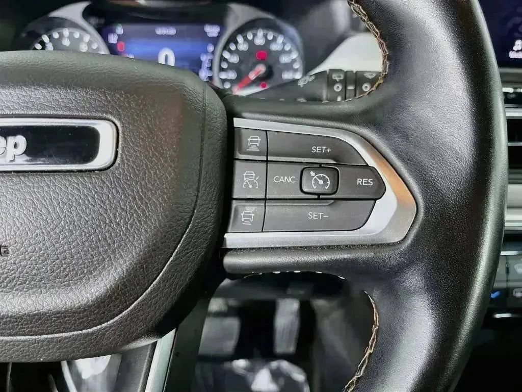 Used 2022 Jeep Compass Limited AWD/4WD image 56