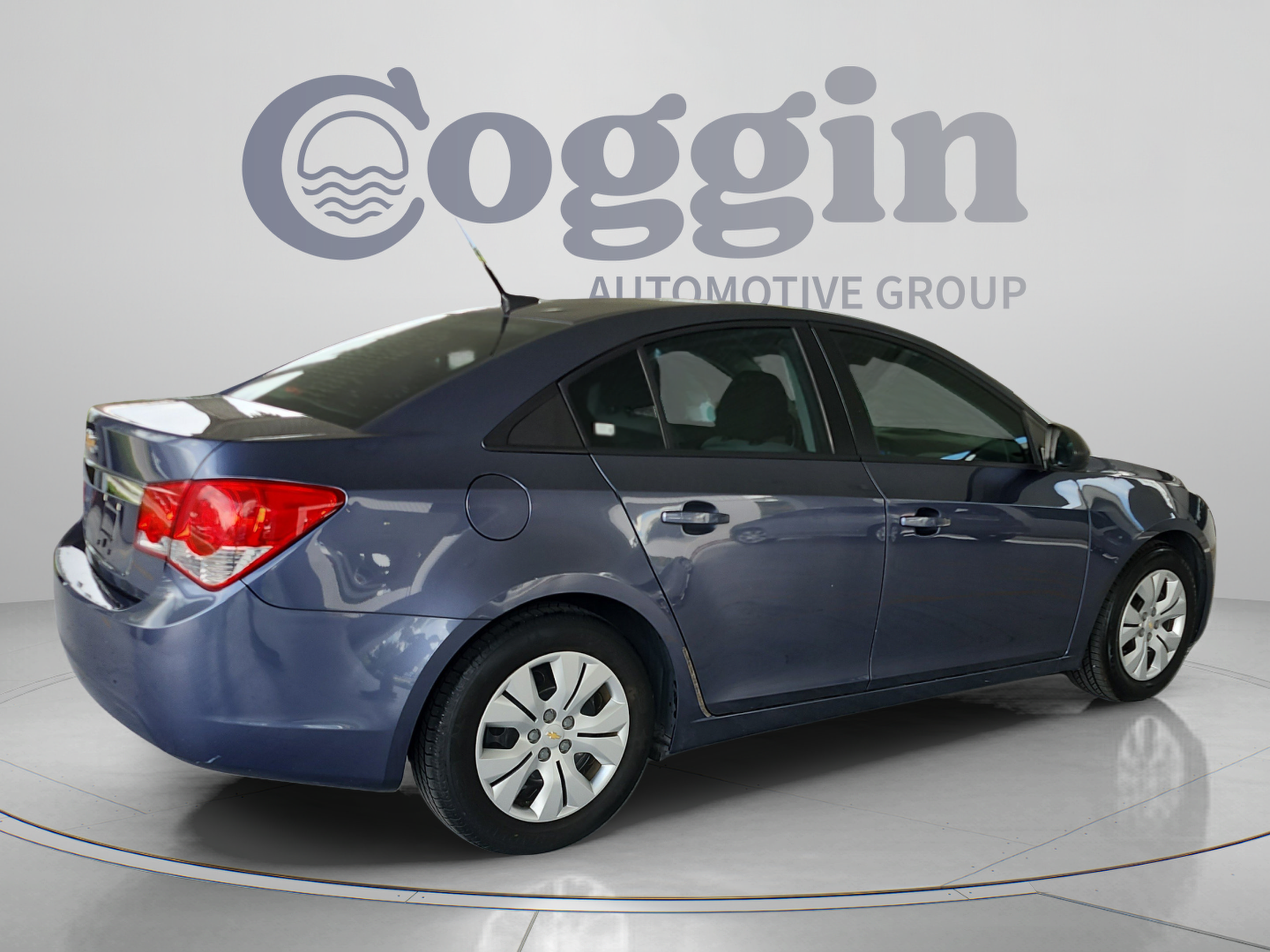 Used 2013 Chevrolet Cruze LS FWD image 5