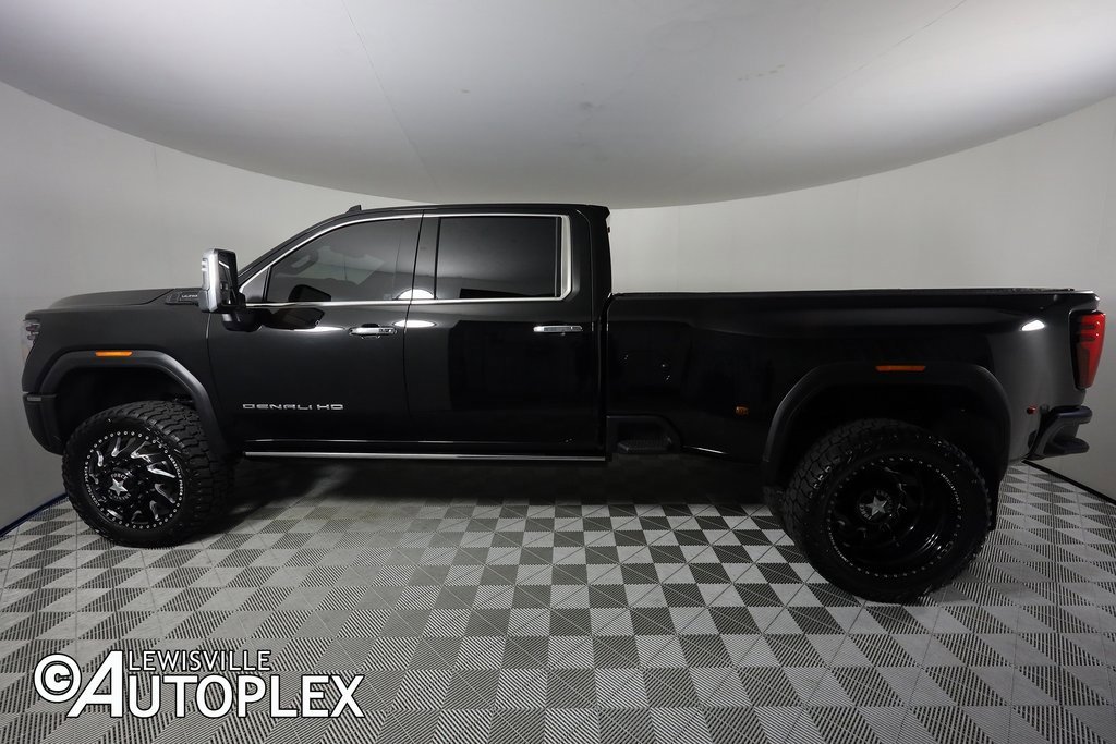 Used 2024 GMC Sierra 3500 Denali Ultimate image 10