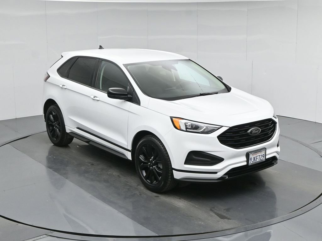 Used 2024 Ford Edge SE w/ Black Appearance Package image 42