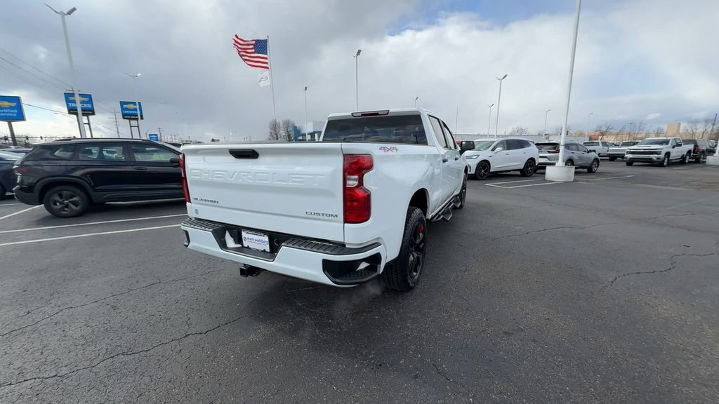 Used 2022 Chevrolet Silverado 1500 Custom AWD/4WD image 7