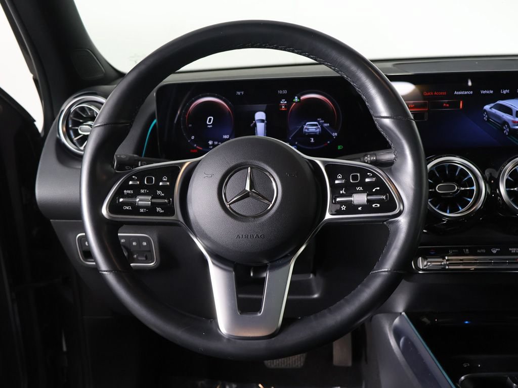 Used 2023 Mercedes-Benz GLB 250 4MATIC w/ Premium Package image 36