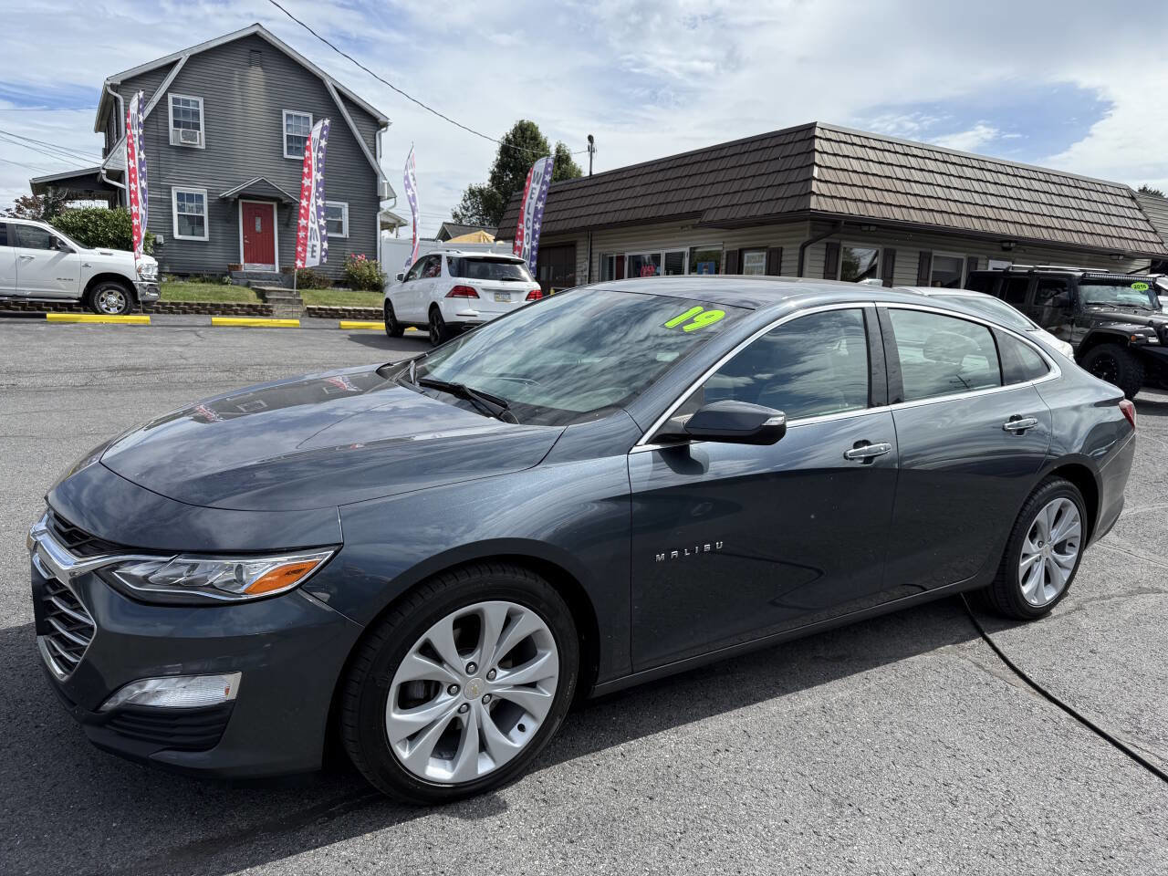 Used 2019 Chevrolet Malibu Premier image 3