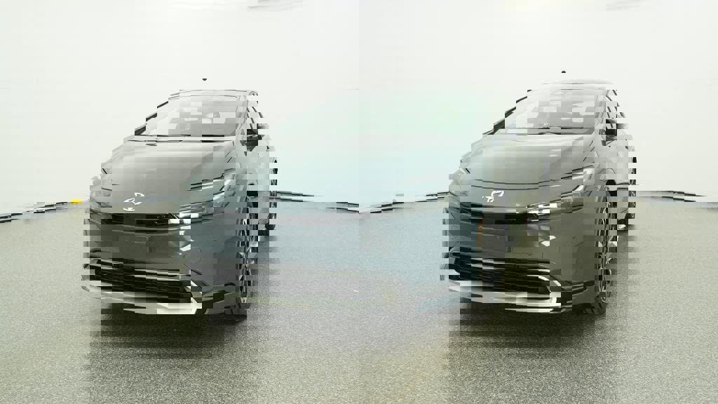 New 2026 Toyota Prius Plug-In Hybrid image 32