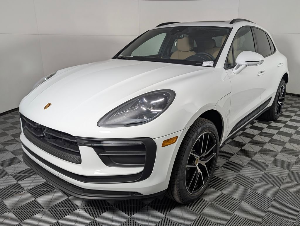 New 2026 Porsche Macan video 1