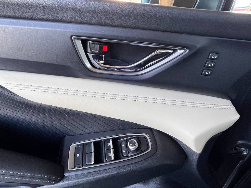 Used 2021 Subaru Ascent Limited w/ Technology Package image 10