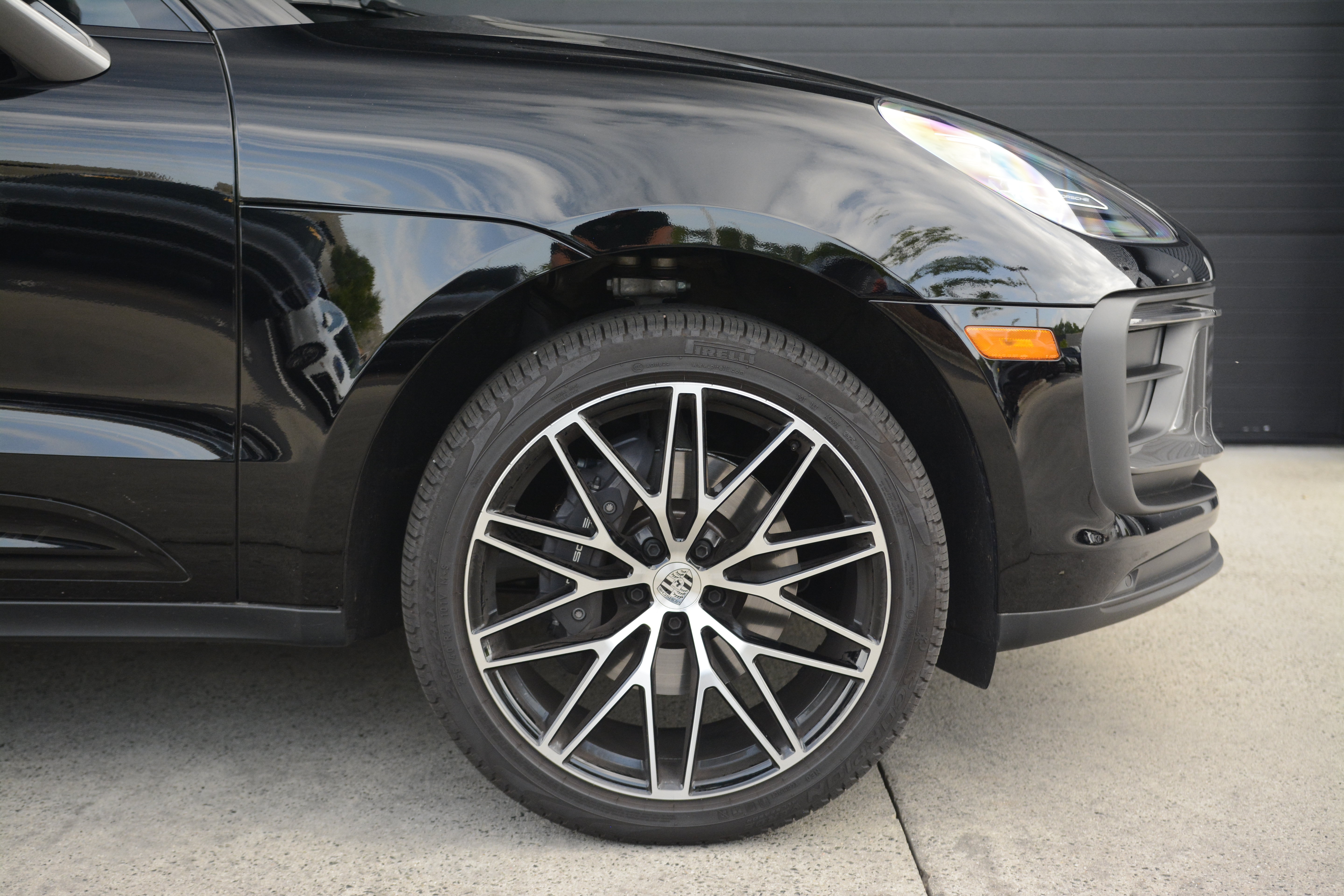 Certified 2026 Porsche Macan Turbo AWD/4WD image 42