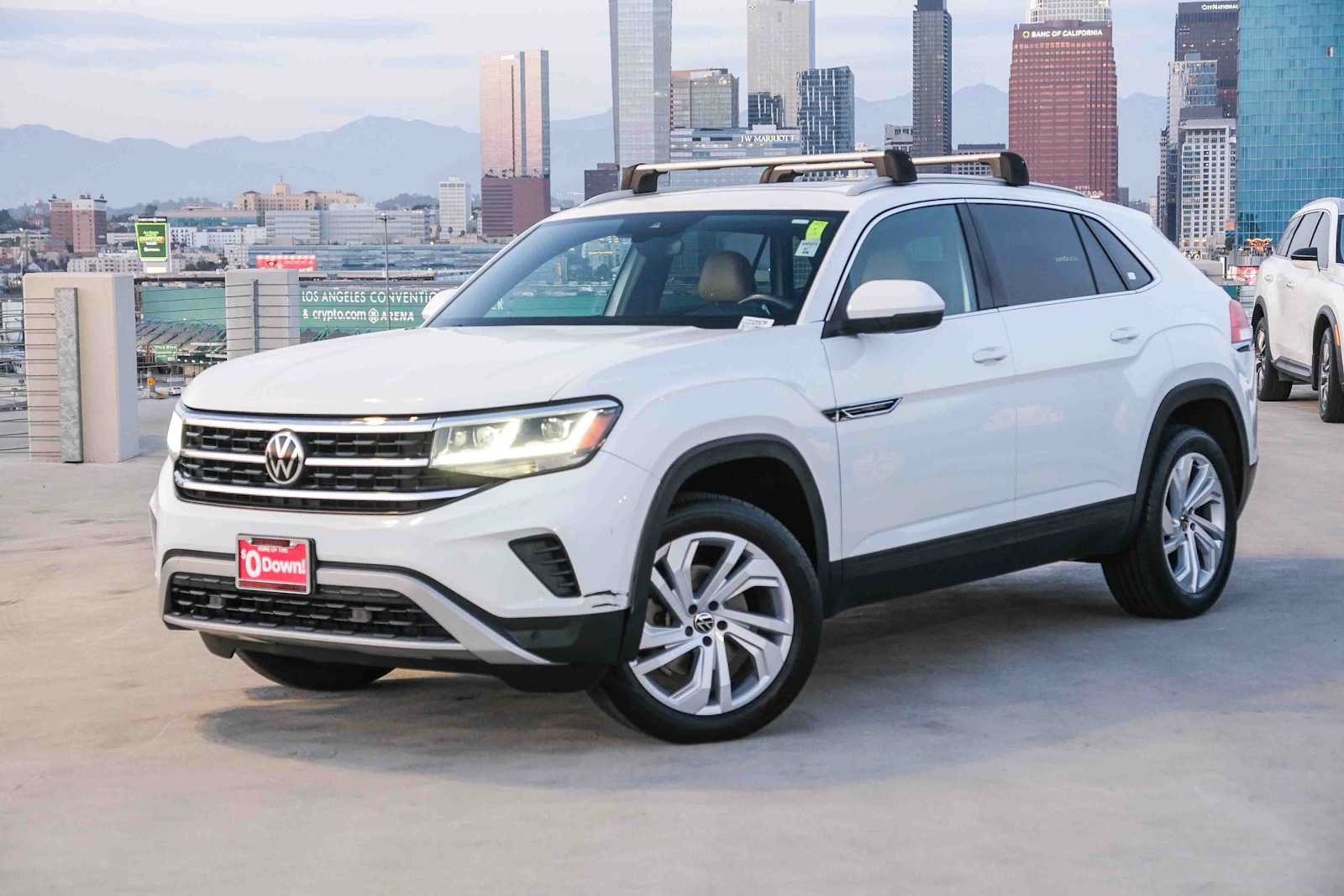 Used 2020 Volkswagen Atlas Cross Sport SEL FWD image 1