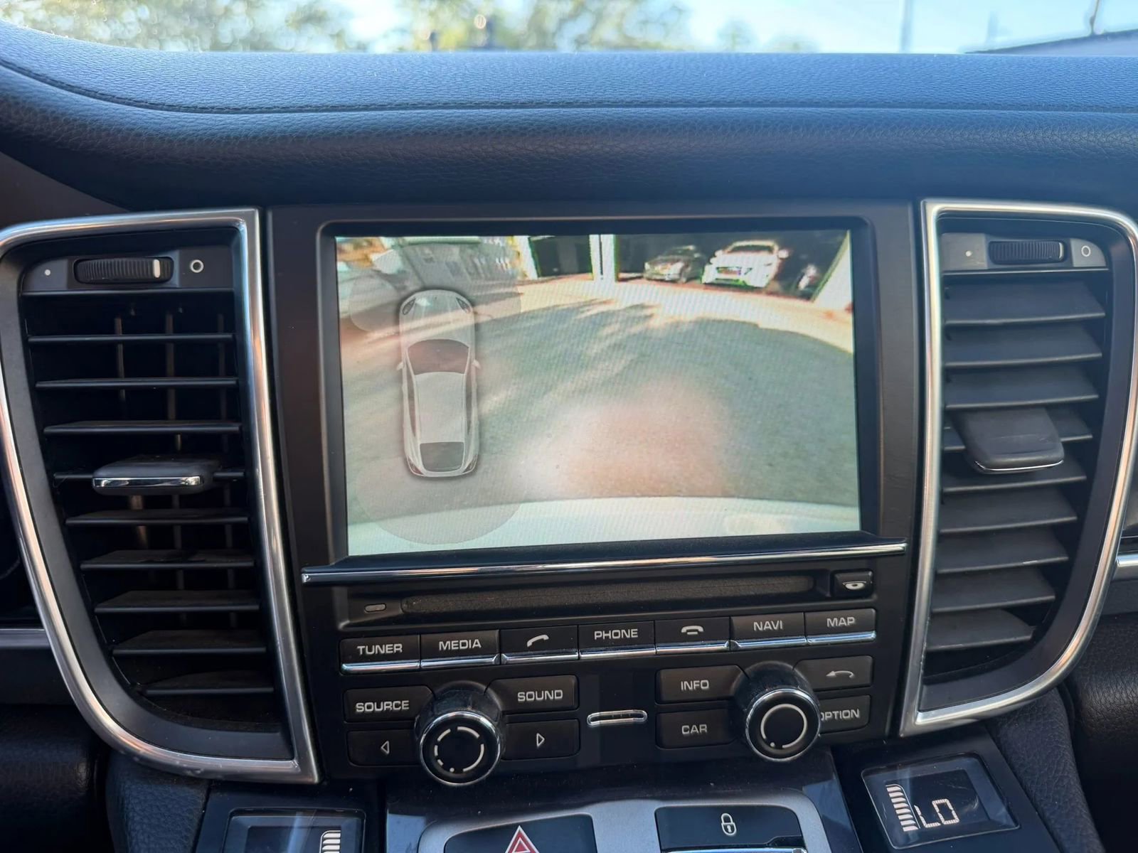 Used 2012 Porsche Panamera 4 image 23