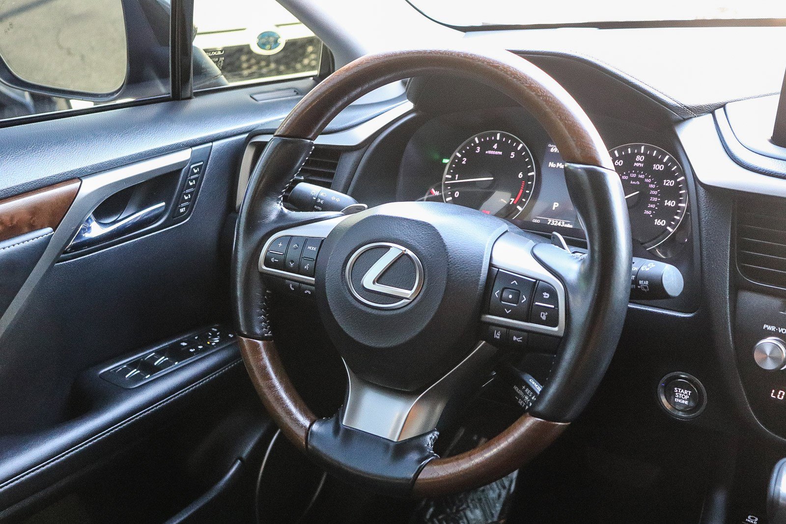 Used 2020 Lexus RX 350L FWD w/ Premium Package image 17