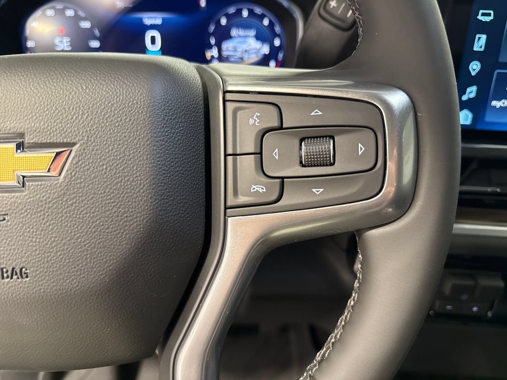 New 2026 Chevrolet Silverado 1500 LT w/ Leather Package AWD/4WD image 5