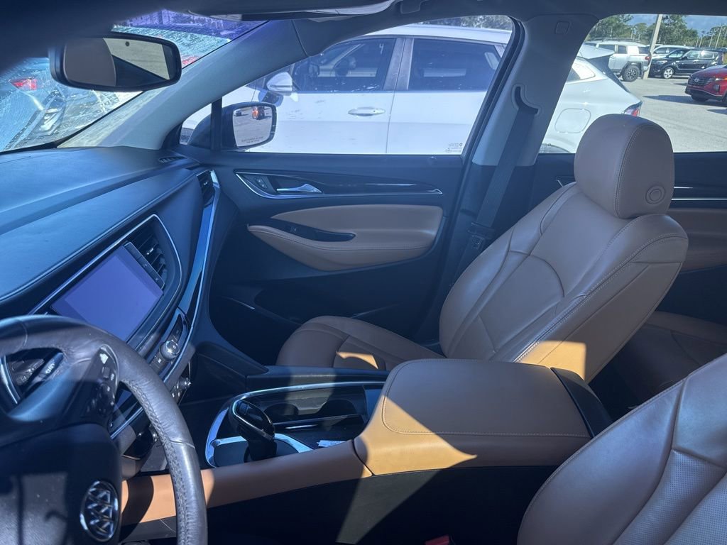 Used 2019 Buick Enclave Premium w/ Experience Buick Package FWD image 10