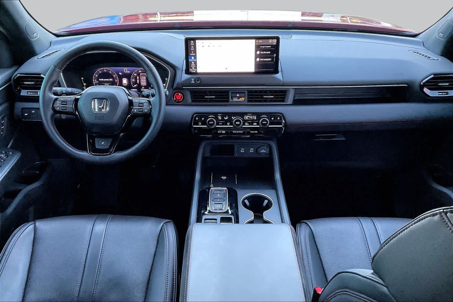 Used 2026 Honda Pilot Black Edition image 16