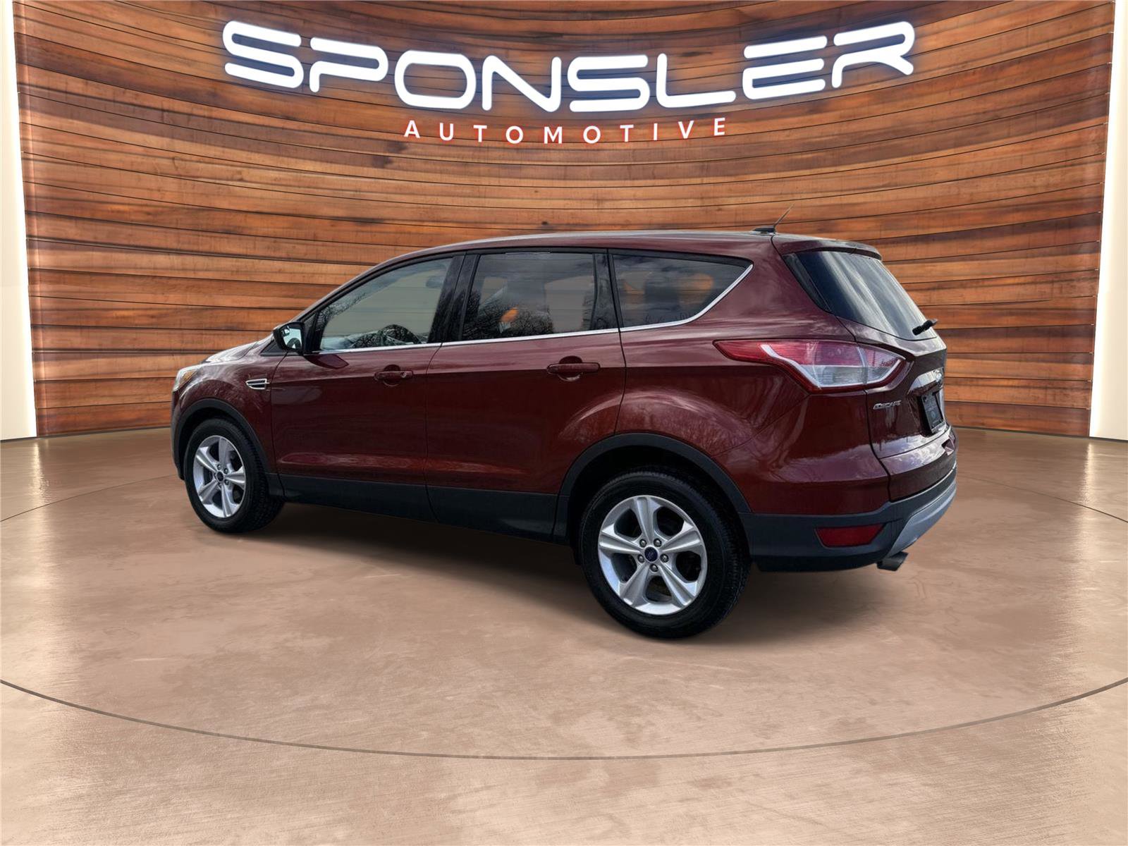 Used 2016 Ford Escape SE image 3