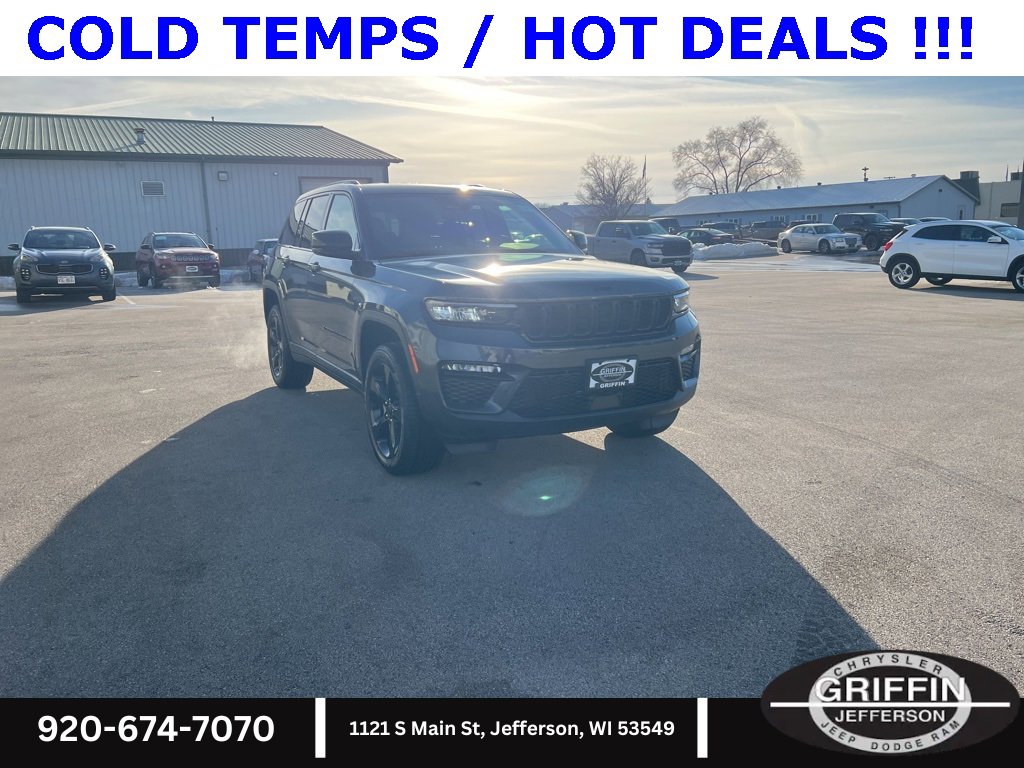 New 2025 Jeep Grand Cherokee Limited w/ Black Appearance Package image 4