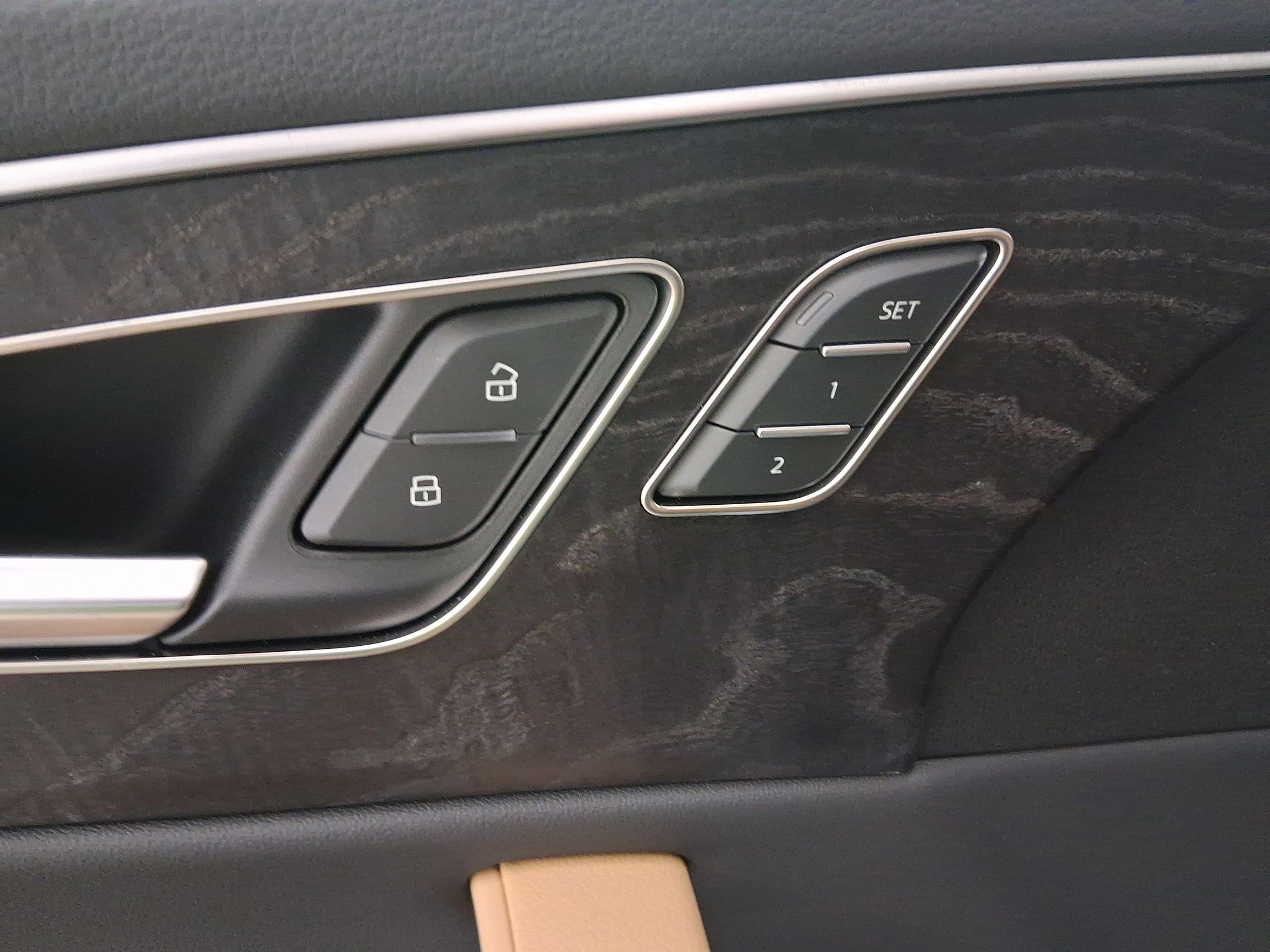 New 2025 Audi Q8 Premium image 12