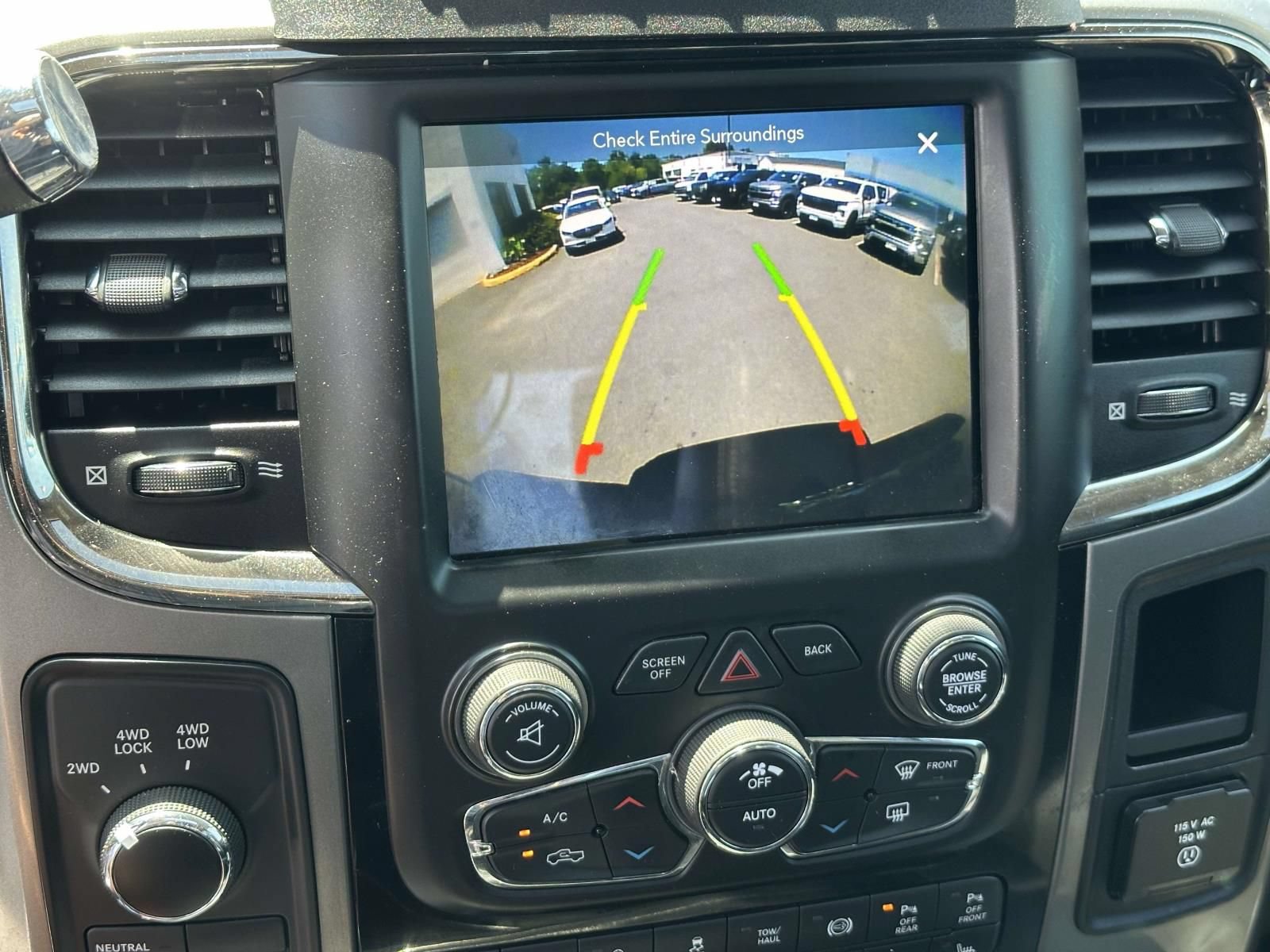 Used 2018 RAM 2500 Laramie w/ Sport Appearance Group AWD/4WD image 11