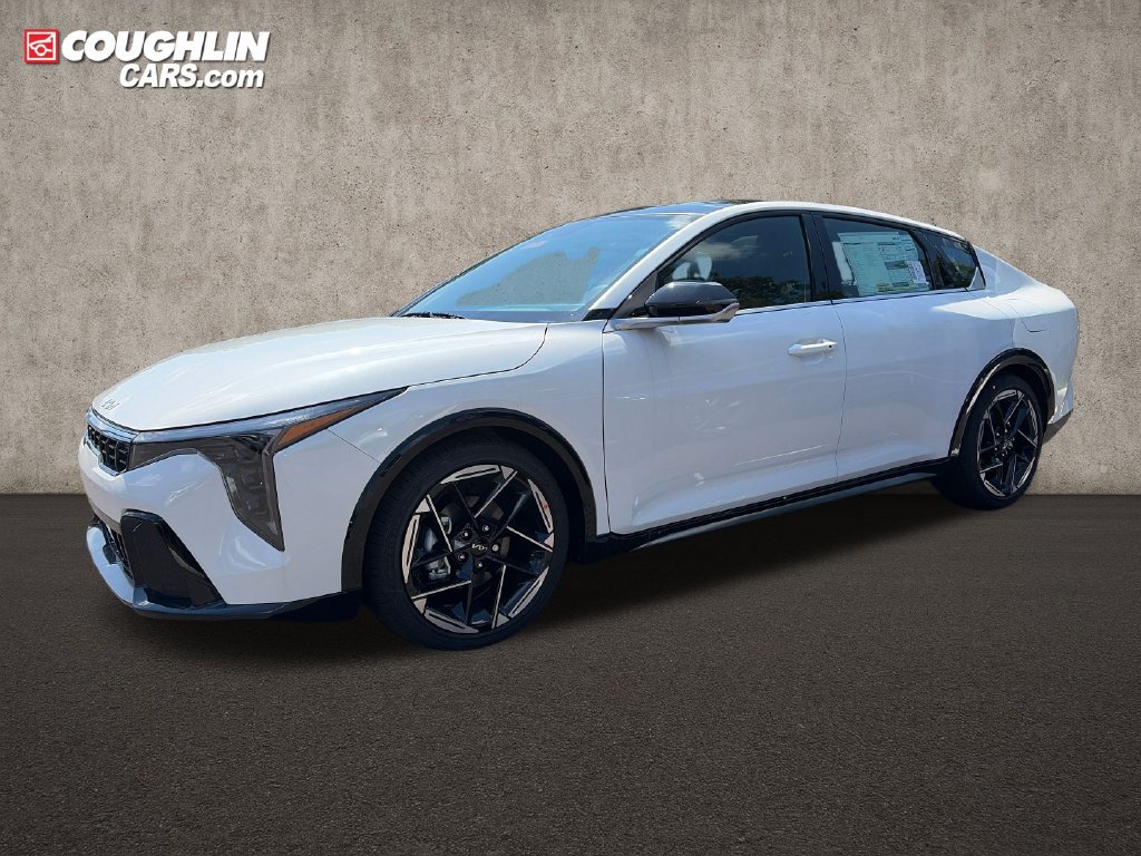 New 2026 Kia K4 GT-Line w/ GT-Line Premium Package FWD image 4