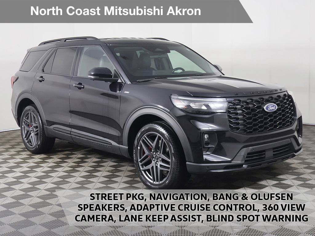 Used 2025 Ford Explorer ST-Line w/ ST-Line Street Pack AWD/4WD image 1