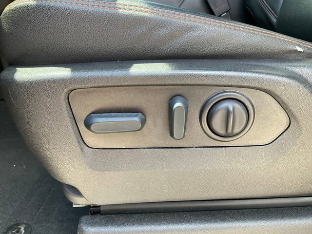 Used 2022 GMC Sierra 2500 AT4 w/ AT4 Premium Plus Package AWD/4WD image 7