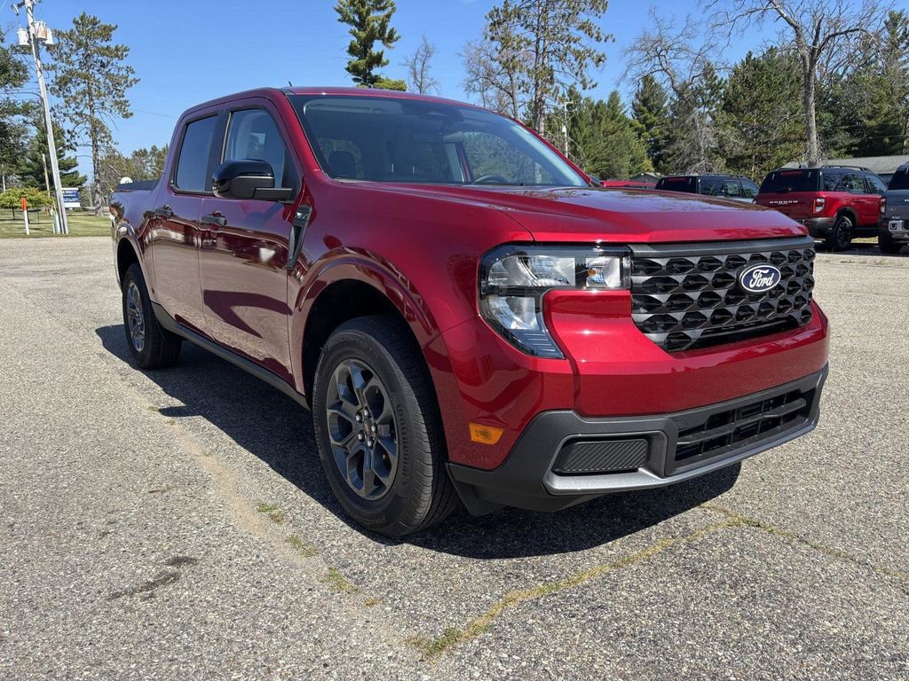 New 2025 Ford Maverick XLT w/ XLT Luxury Package image 1