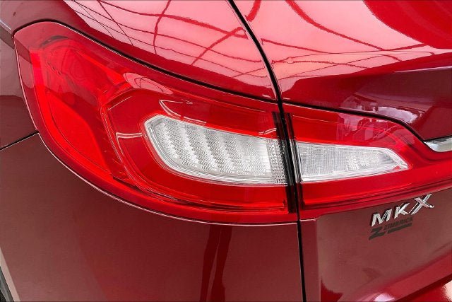 Used 2016 Lincoln MKX Select w/ Select Plus Package AWD/4WD image 26