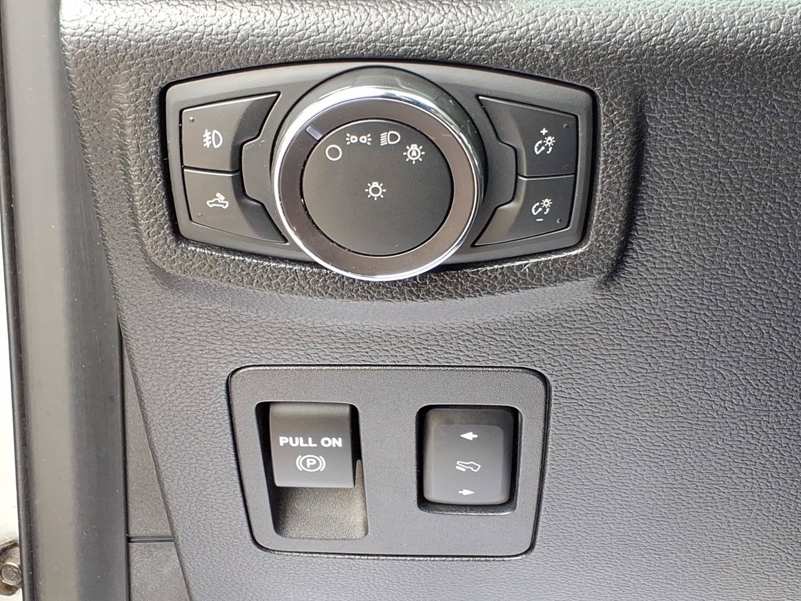 Used 2019 Ford F150 XLT w/ Equipment Group 302A Luxury AWD/4WD image 16