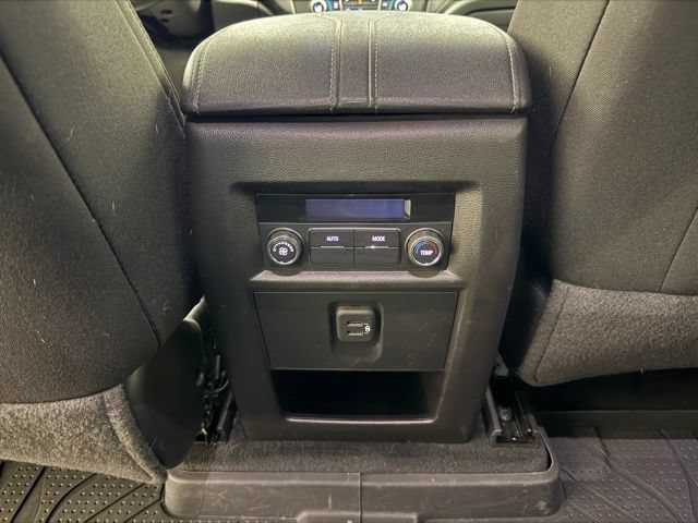 Certified 2023 Chevrolet Traverse LT FWD image 25