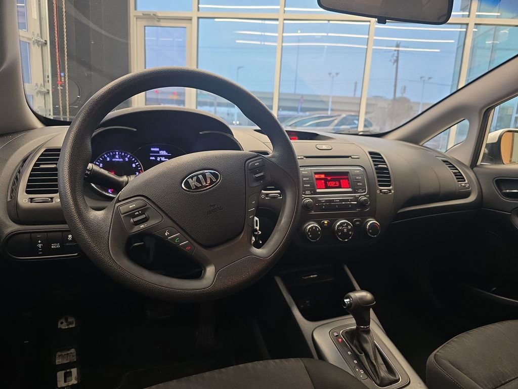 Used 2016 Kia Forte LX image 15